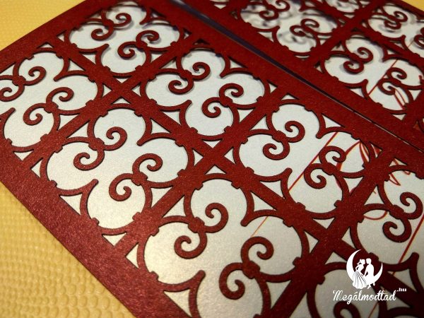 Toscana-i stílusú elegáns lézervágott esküvői meghívó