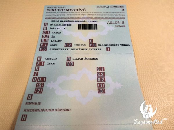 Egyedi esküvői meghívó forgalmi engedély stílusban, személyre szabható adatokkal és dizájnnal.