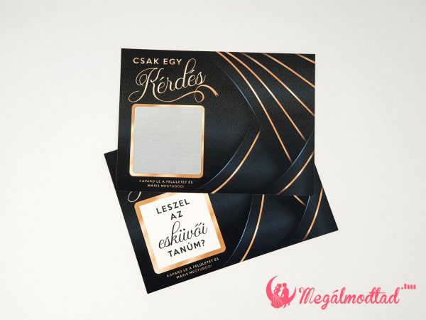 Elegáns tanúfelkérő kék háttéren arany díszítéssel, kaparós kérdéssel