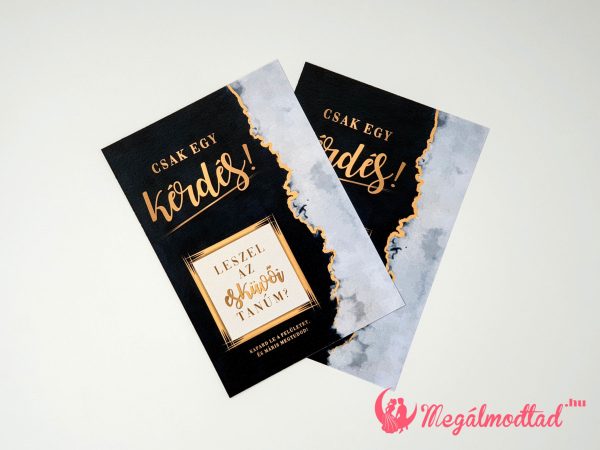 Elegáns kék márvány mintás tanúfelkérő kaparós sorsjegy egyedi kérdéssel